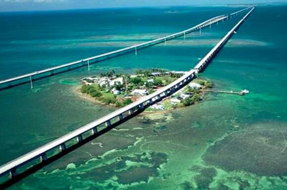 世界上最可怕的四座桥,中国有也排名(图2) 世界上最可怕的四座桥,中国也有2.jpg