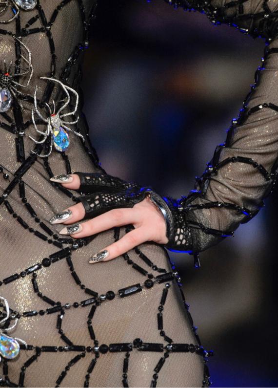 如何拯救自己的平民气,一双手套就可带你秒变贵族 (图1) 如何拯救自己的平民气,一双手套就可带你秒变贵族 (图1)