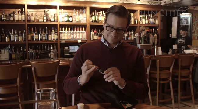 老外大叔25年每天吃披萨,吃喜爱的食物死亡也很幸福(图3) 老外大叔25年每天吃披萨,吃喜爱的食物死亡也很幸福--置顶表情