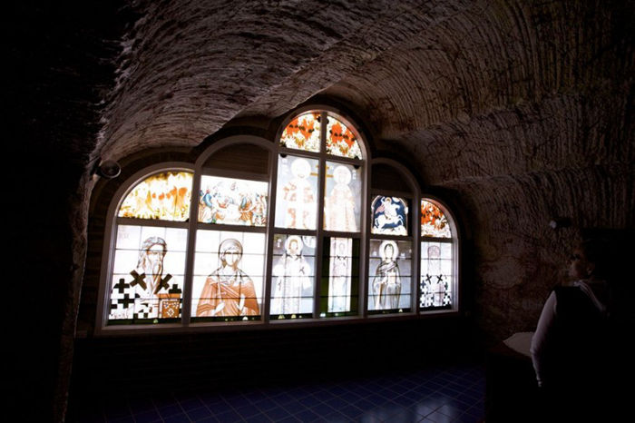 世界上唯一真实存在的地下城,澳大利亚居住在地下的小镇(图4) 世界上唯一真实存在的地下城,澳大利亚居住在地下的小镇--置顶表情