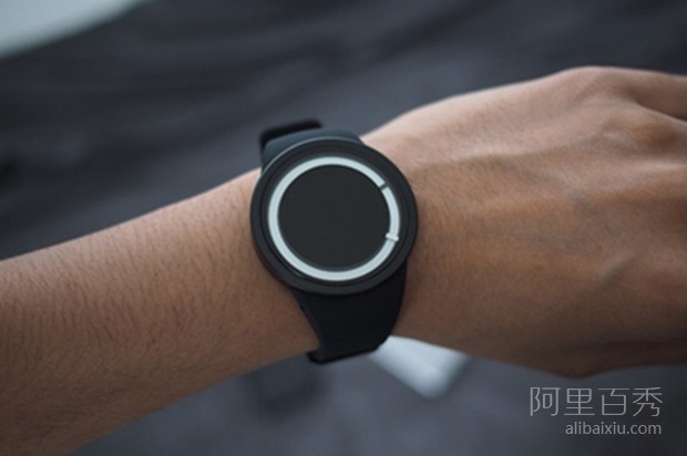 暗夜发出霓虹蓝光的ZIIIRO Eclipse手表,简约又时尚(图4) 暗夜发出霓虹蓝光的ZIIIRO Eclipse手表,简约又时尚--置顶表情