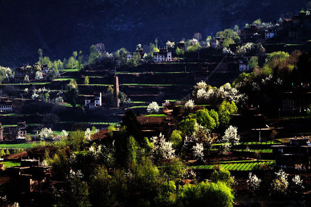 陶渊明笔下8个中国世外桃源,云南坝美真如桃花源(图9) 陶渊明笔下8个中国世外桃源,云南坝美真如桃花源--置顶表情