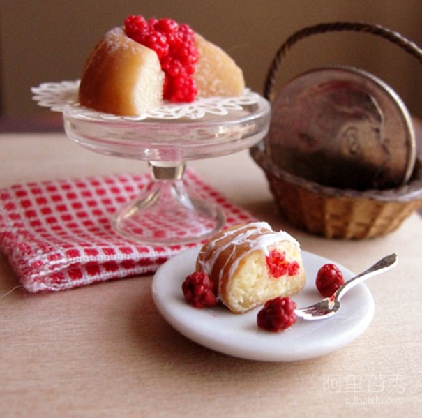 14种微型粘土食物雕塑 让人想要流口水(图7) 逼真的微型粘土食物雕塑 让人想要流口水--置顶表情